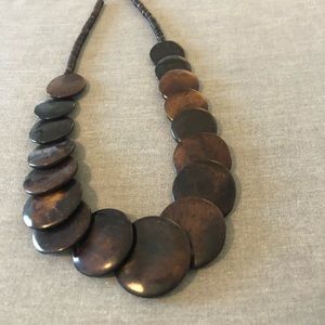 Wood grain necklace